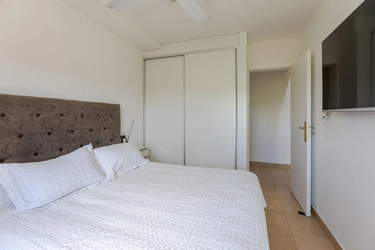 VENTA DEPARTAMENTO 2 DORMITORIOS + COCHERA 3