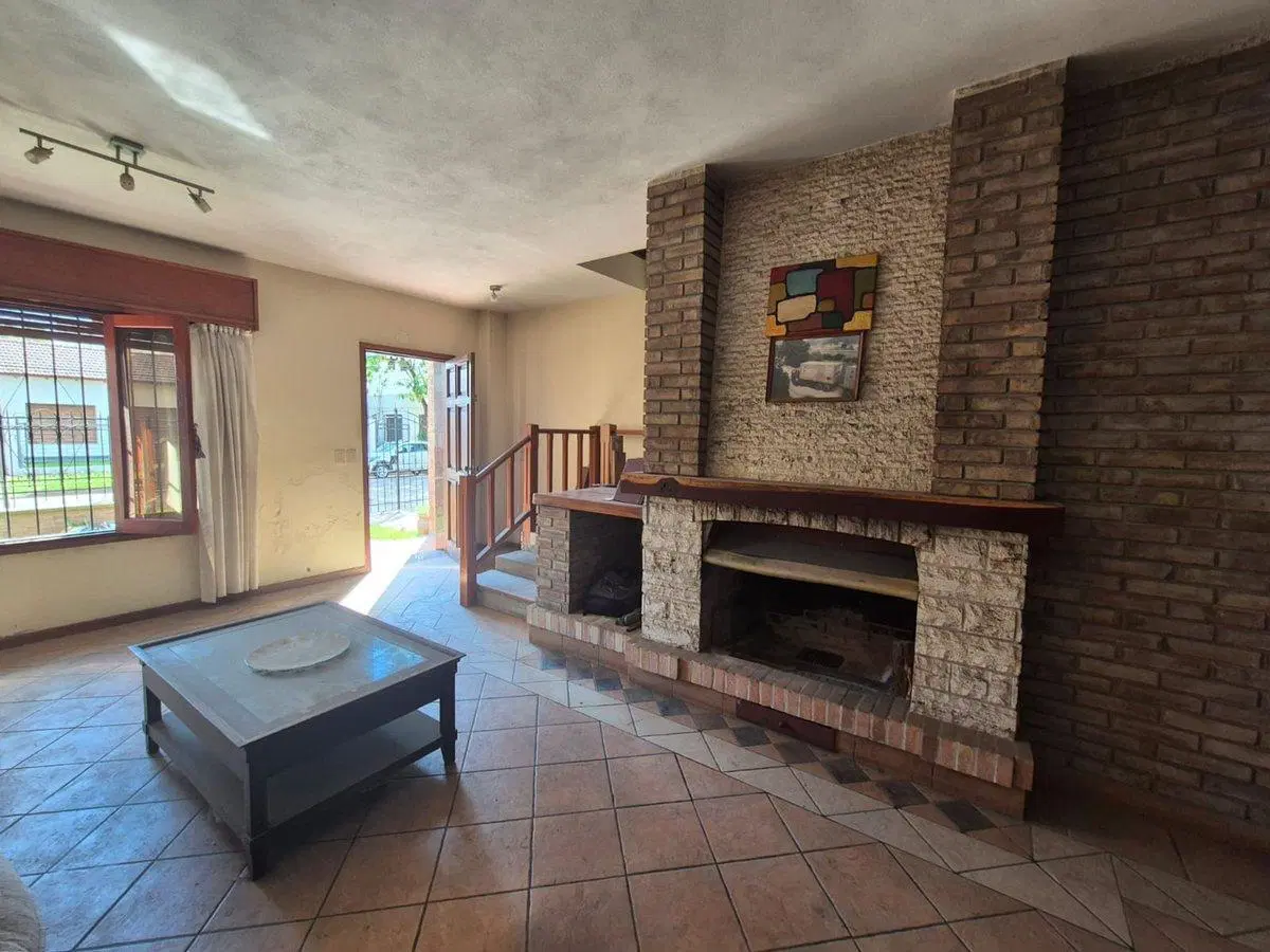 Venta Casa 5 Dormitorios Zona Norte Rosario 5