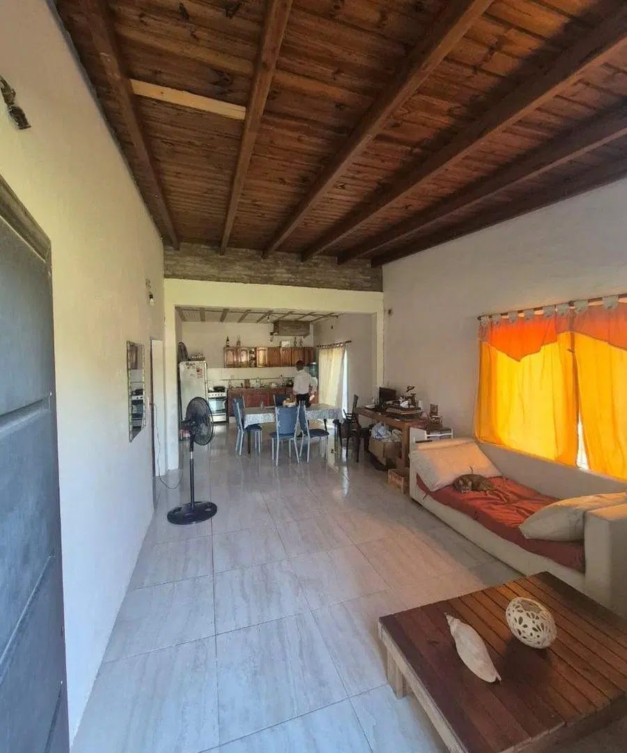 VENTA | CASA 3 DORM + GALPÓN / DEPÓSITO ROLDAN 4