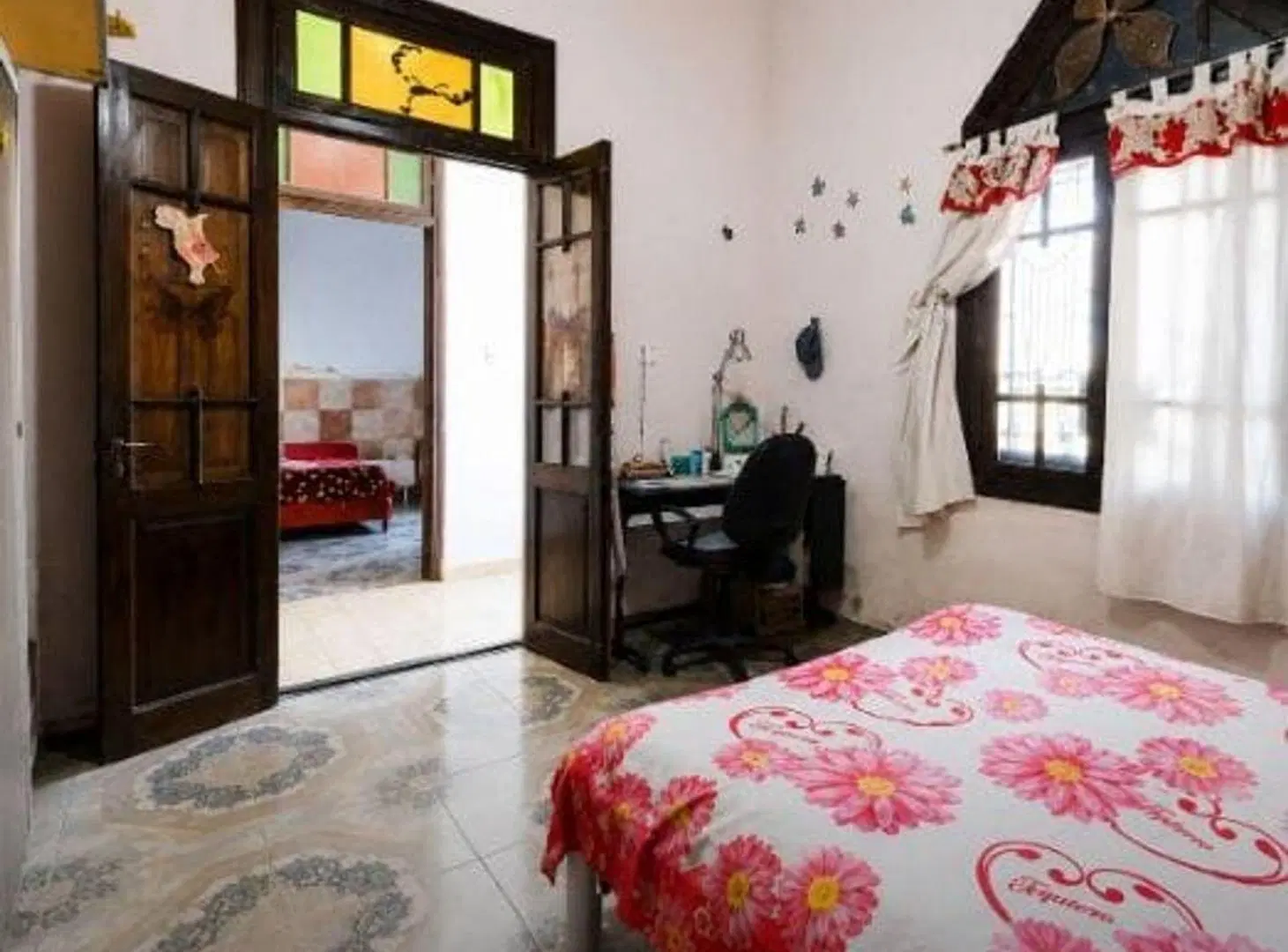 VENTA DE CASA DE 2 DORMITORIOS A RECICLAR EN PEREZ 5