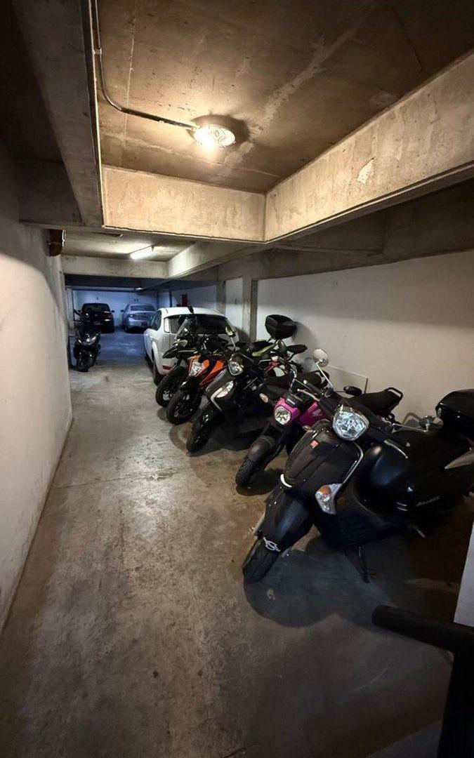 Foto de COCHERA DOBLE A LA VENTA EN PLENO CENTRO, imagen 2