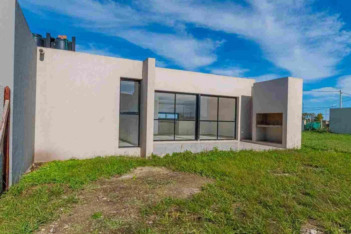 VENTA CASA RICARDONE- 2 DORMITORIOS 8