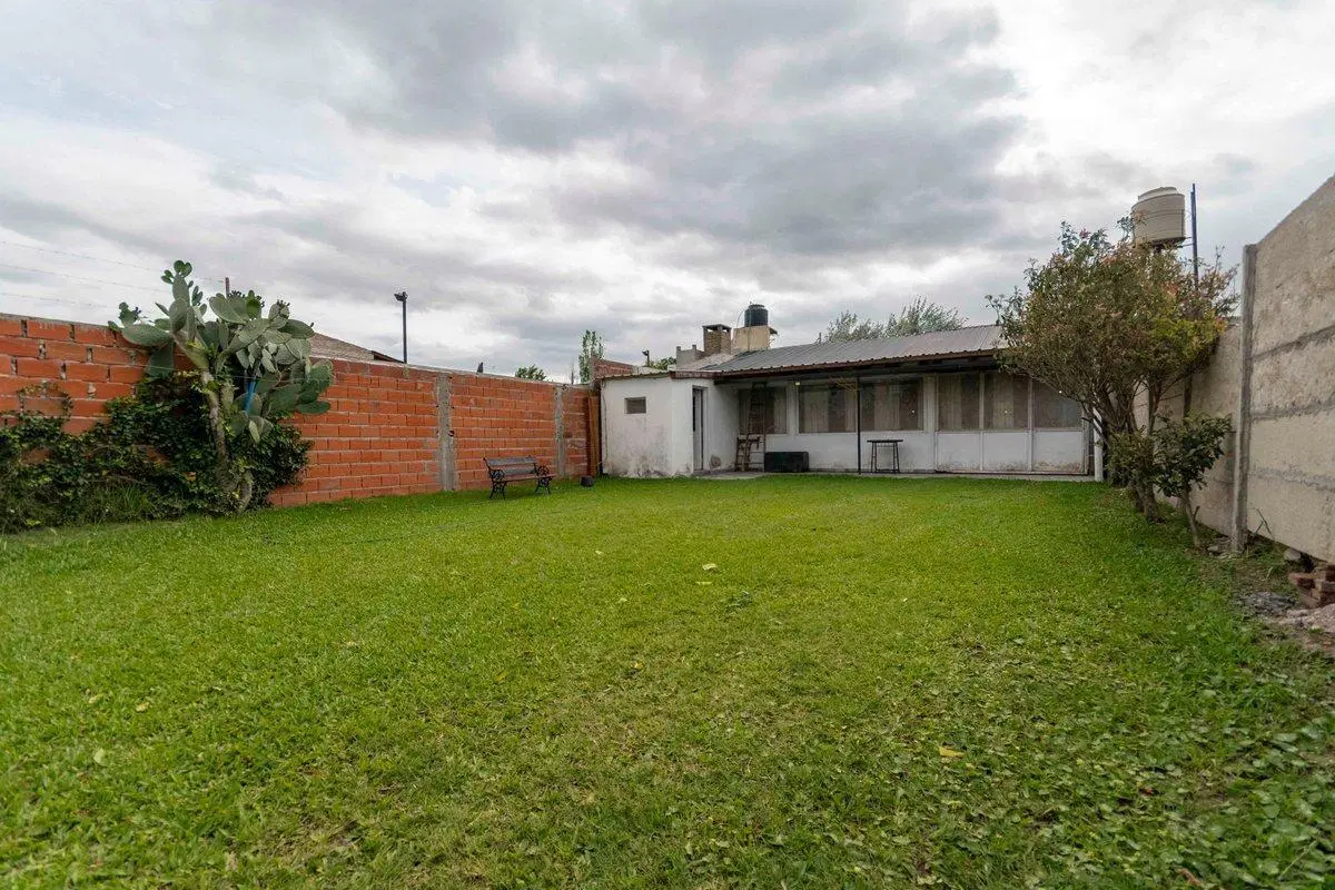 VENTA CASA 1 DORM ROLDÁN VILLA FLORES ACEPTA PERM. 5