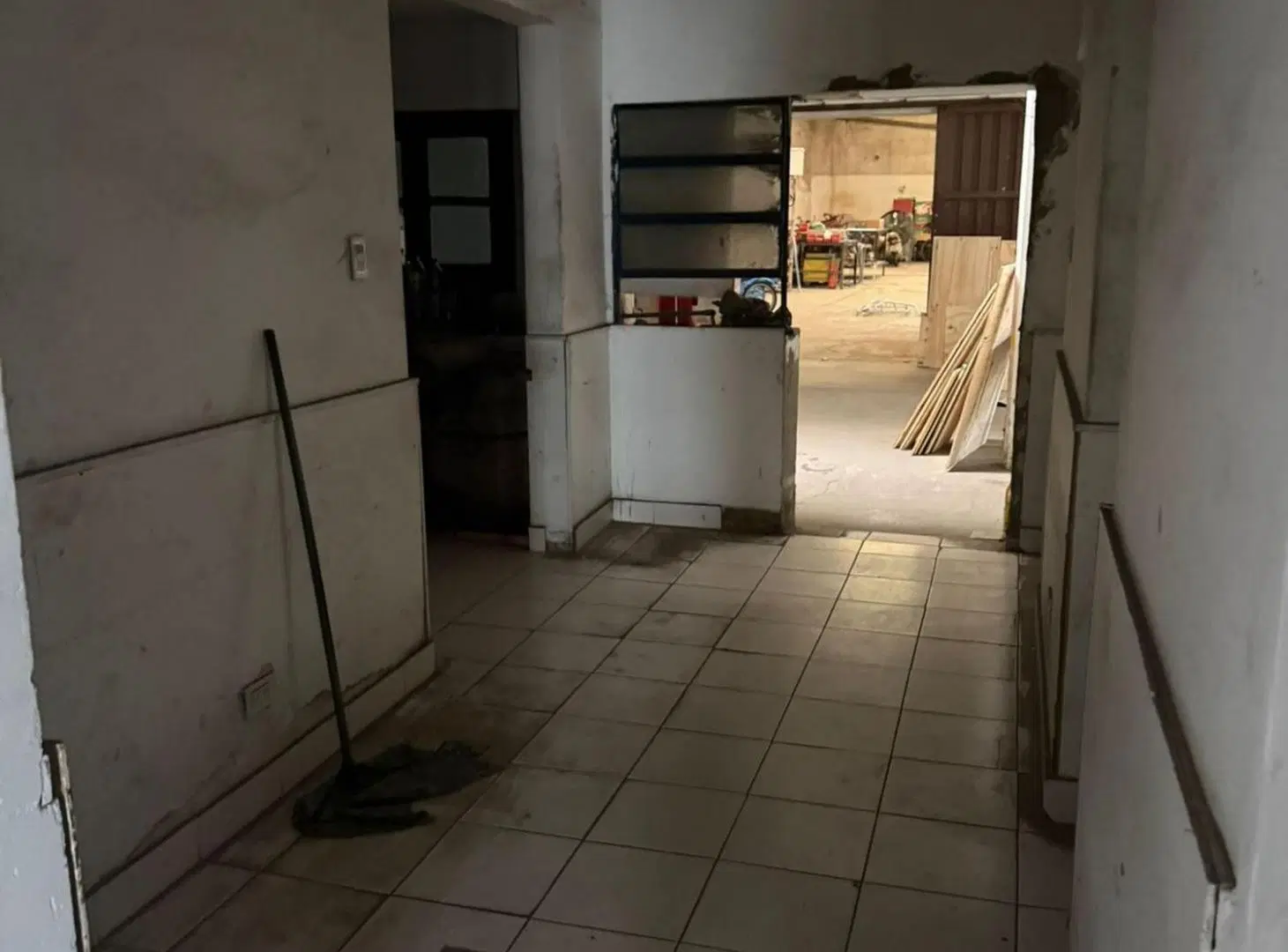 PROPIEDAD COMERCIAL MULTIUSO, OFICINA+GALPON 3
