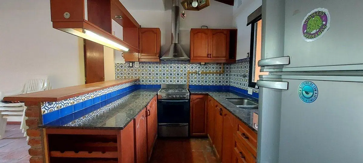 CASA EN VENTA FUNES 2 DORMITORIOS PILETA 5