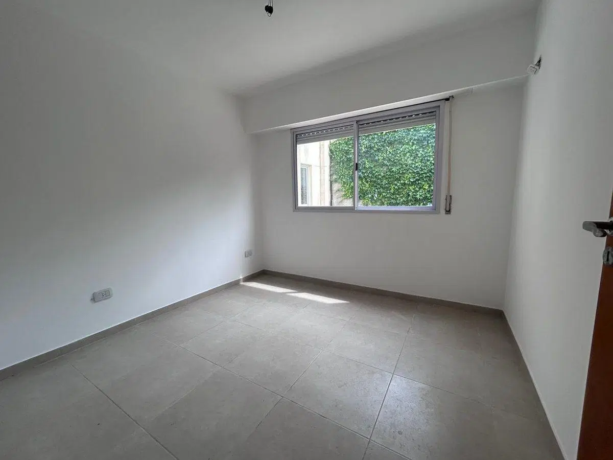 CASA 2 DORMITORIOS CON PATIO A ESTRENAR 2