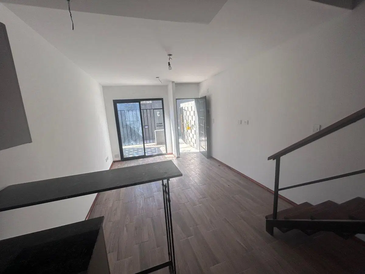 DUPLEX 1 DORMI + COMODIN CON TERRAZA EXCLUSIVA 4