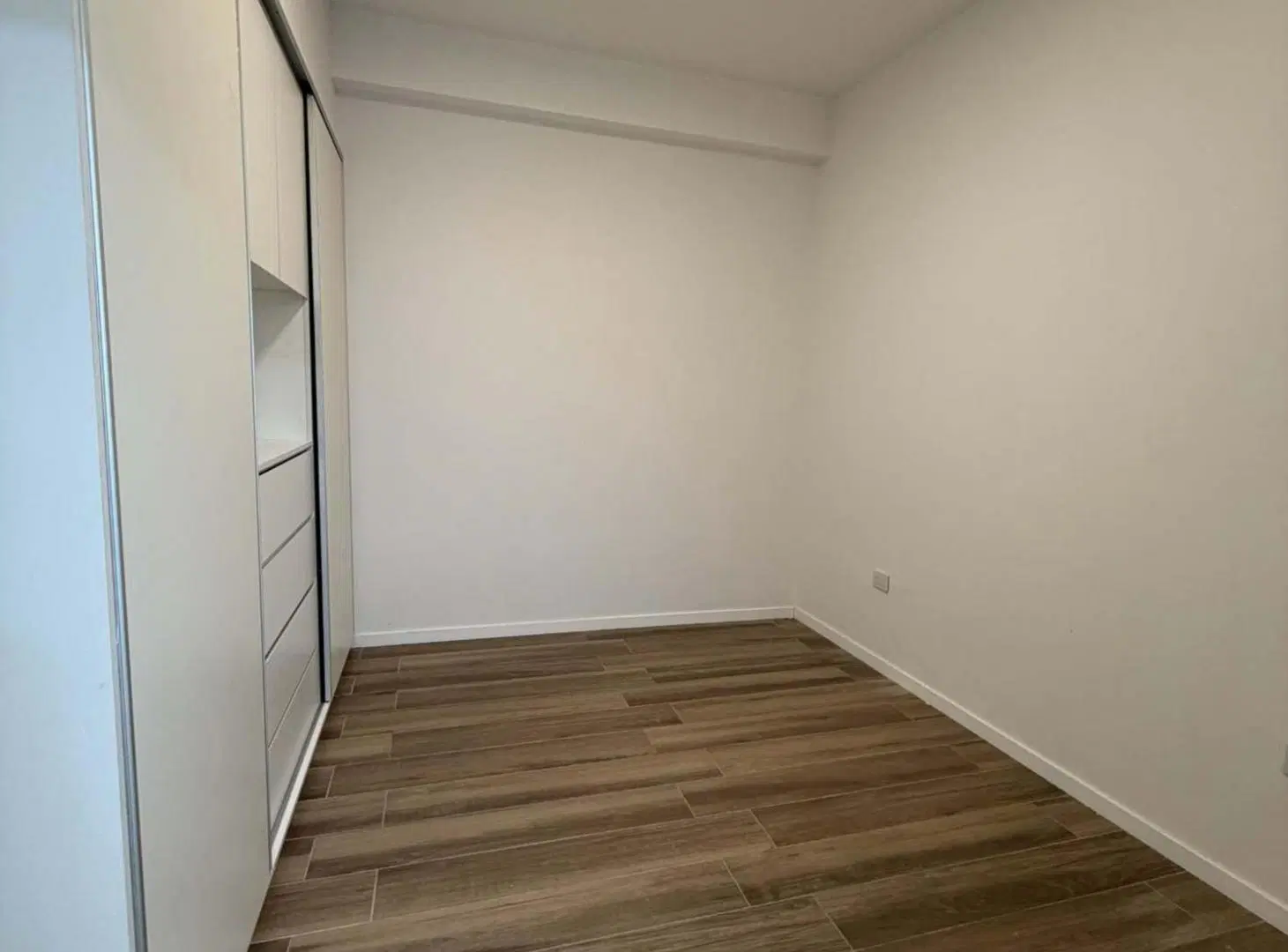 CASA DE PASILLO EN VENTA 2 DORMITORIOS 5