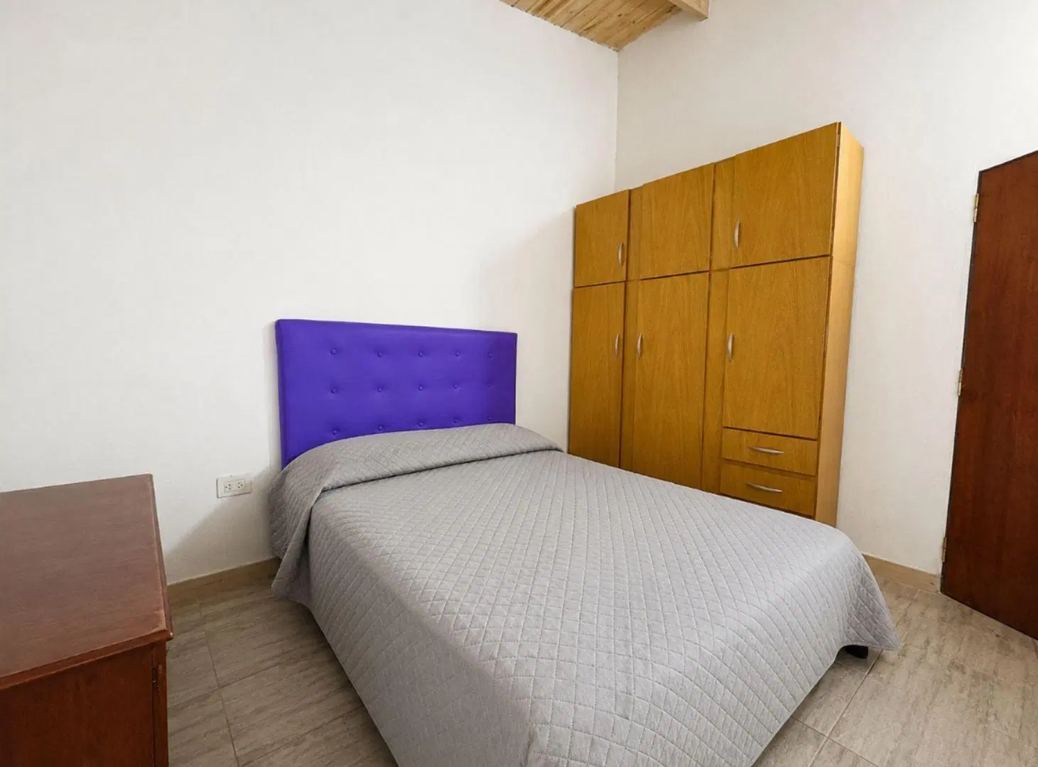 CASA TRES DORMITORIOS FUNES NORTE - APTO CREDITO 8