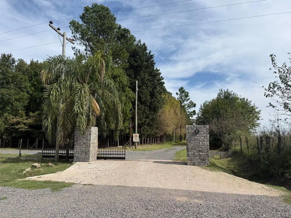 Venta- Terreno en Estancia la Catalina, Roldan 8