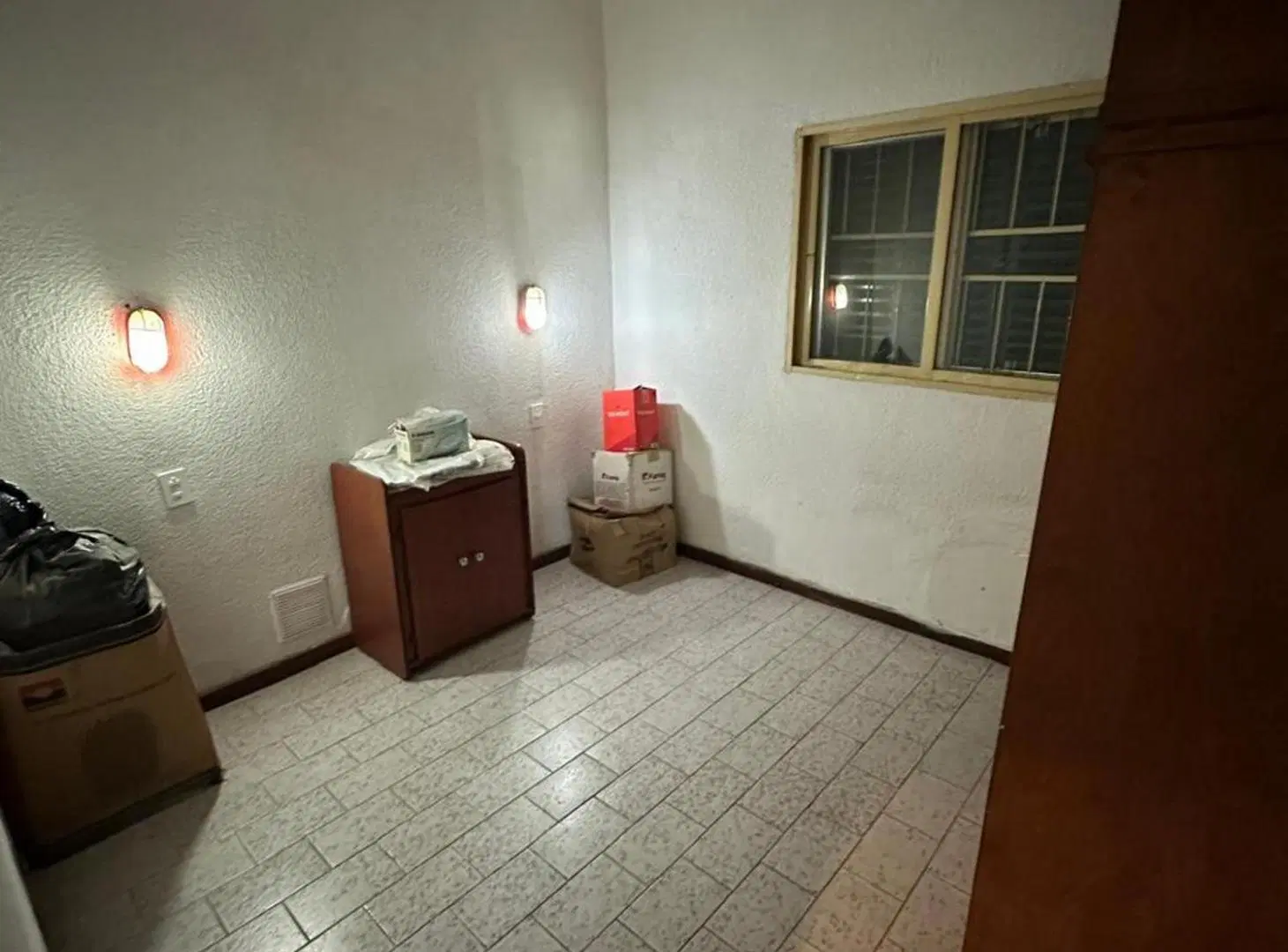 VENTA CASA 2 DORMITORIOS FUNES CON PILETA 3