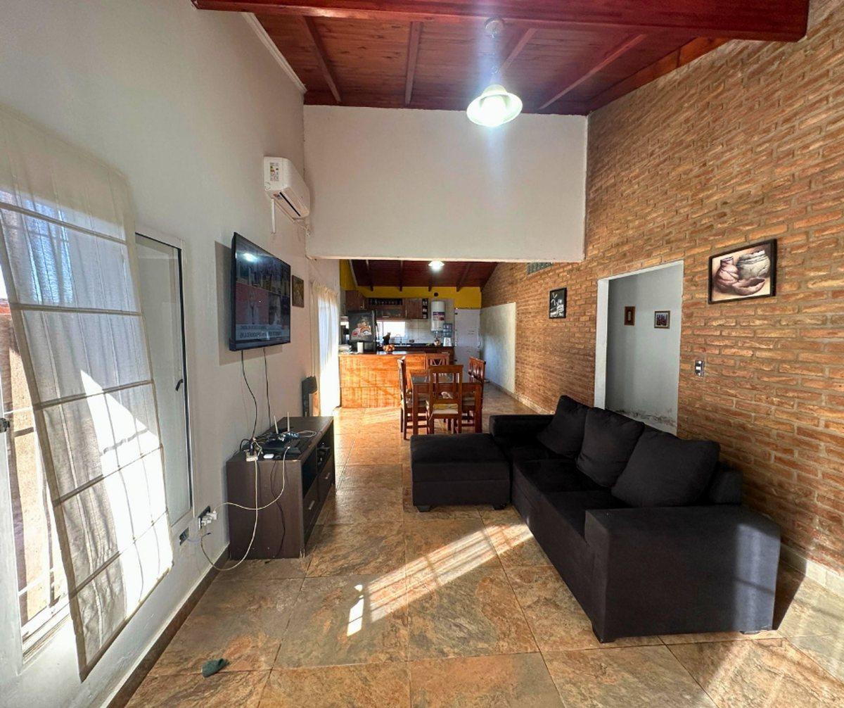 Foto de Venta de Casa de 3 Dormitorios con Pileta, imagen 4