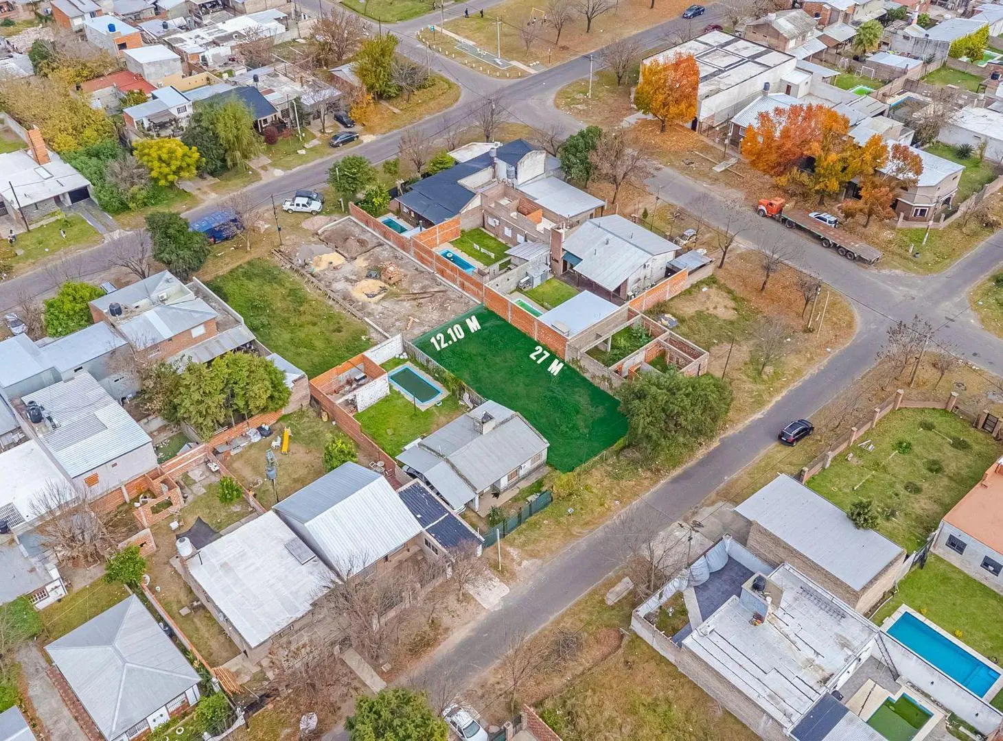 Lote en Venta de 326 m² con todos servicios 3
