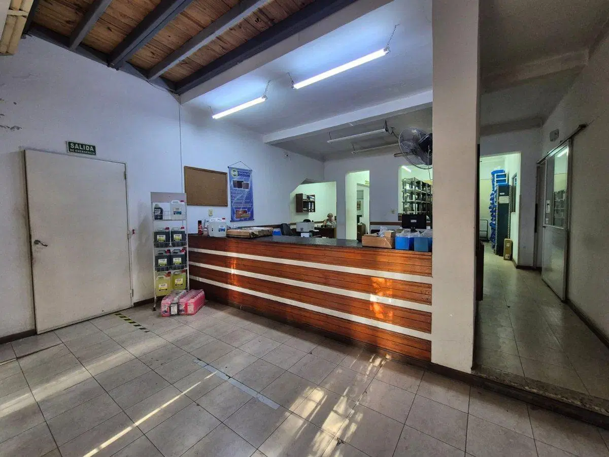 Alquiler Local Comercial y Deposito 3