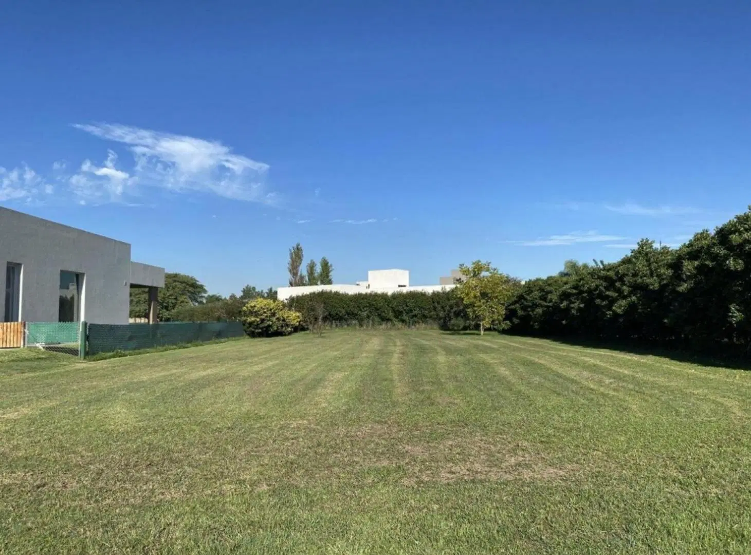 Lote de 909 m² en Barrio San Sebastián-Funes 3