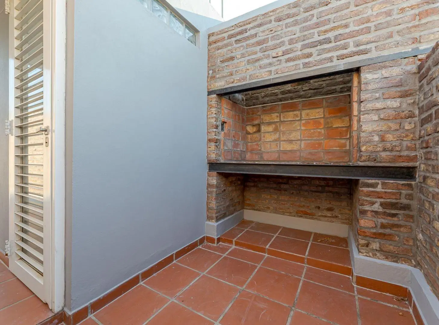 Alquiler Departamento de Pasillo 1 hab + Terraza 3