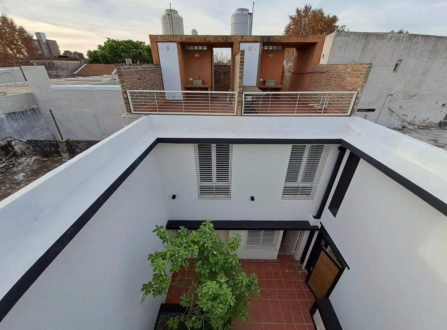 Alquiler Departamento de Pasillo 1 hab + Terraza 5