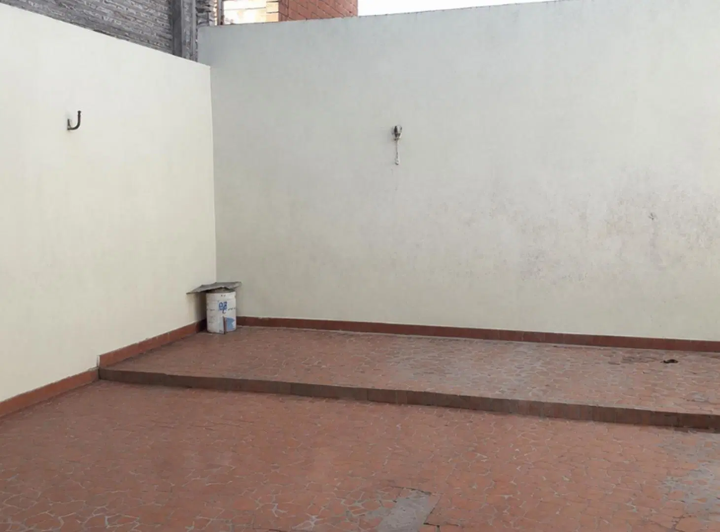 VENTA DE CASA DE 1 DORMITORIO EN ZONA SUR 8