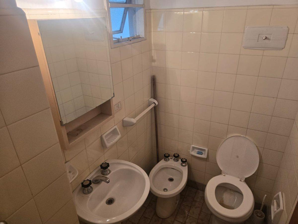 Foto de MONOAMBIENTE PLANTA BAJA- APTO PROFESIONAL, imagen 1