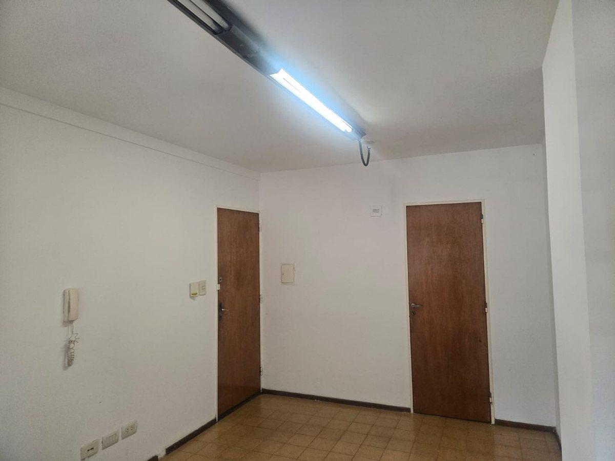 Foto de MONOAMBIENTE PLANTA BAJA- APTO PROFESIONAL, imagen 3