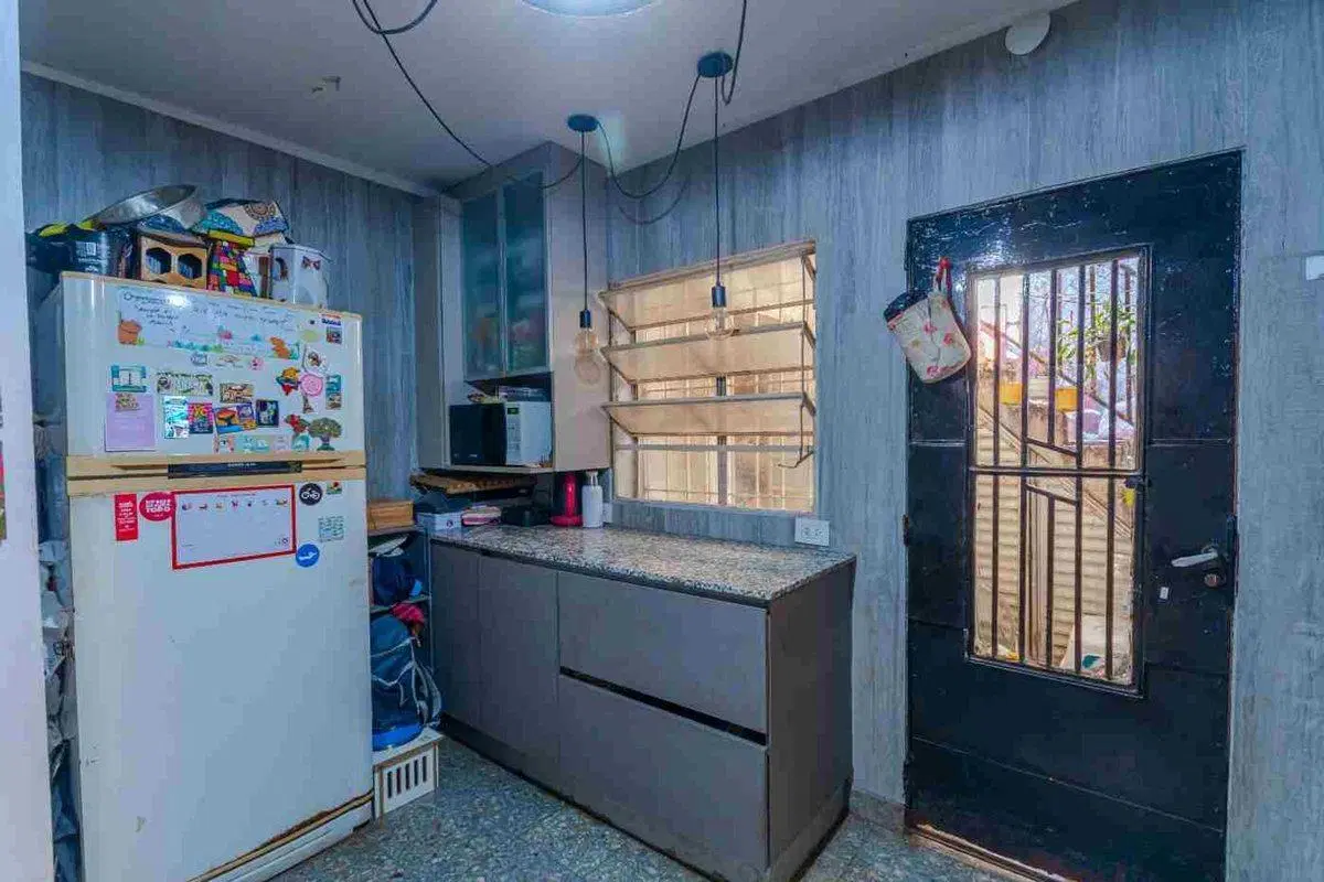 CASA 2 DORMITORIOS Y COMODIN - VENTA - ROSARIO 2