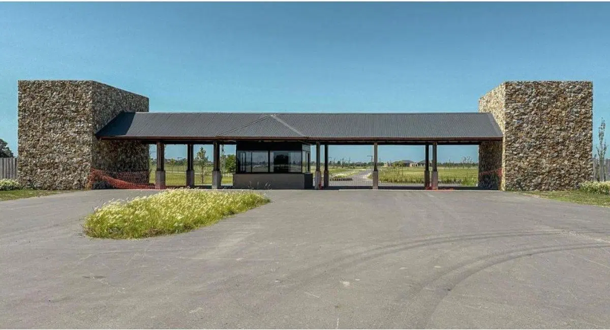 Venta Lote La Finca Country Club 800 mts 3