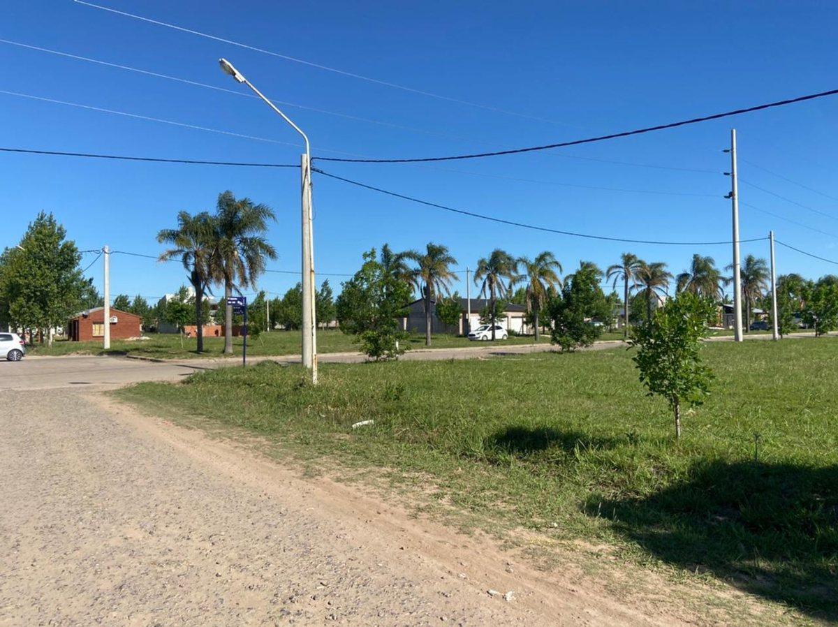 Foto de VENDE Lote 1490 Tierra de Sueños Puerto San Martín, imagen 3