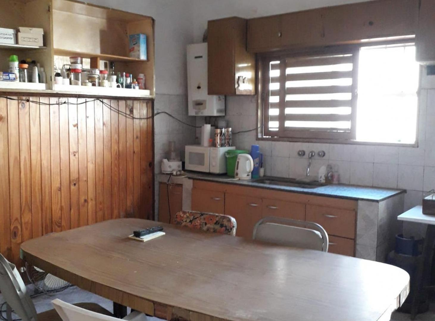 Foto de VENTA DE CASA DE 1 DORMITORIO EN ZONA SUR, imagen 2