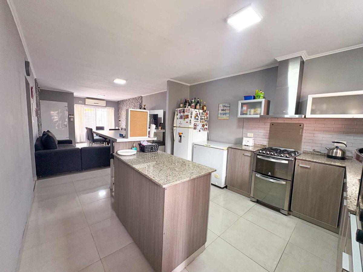 Foto de VENTA CASA 3 DORMITORIOS CON PILETA - FISHERTON, imagen 5