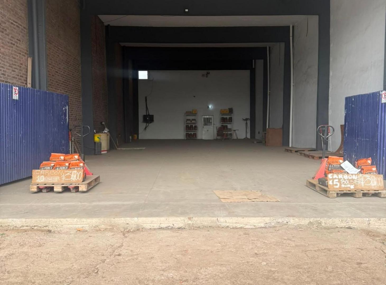 Foto de ALQUILER DE GALÓN/COMERCIAL 240MT2, imagen 5