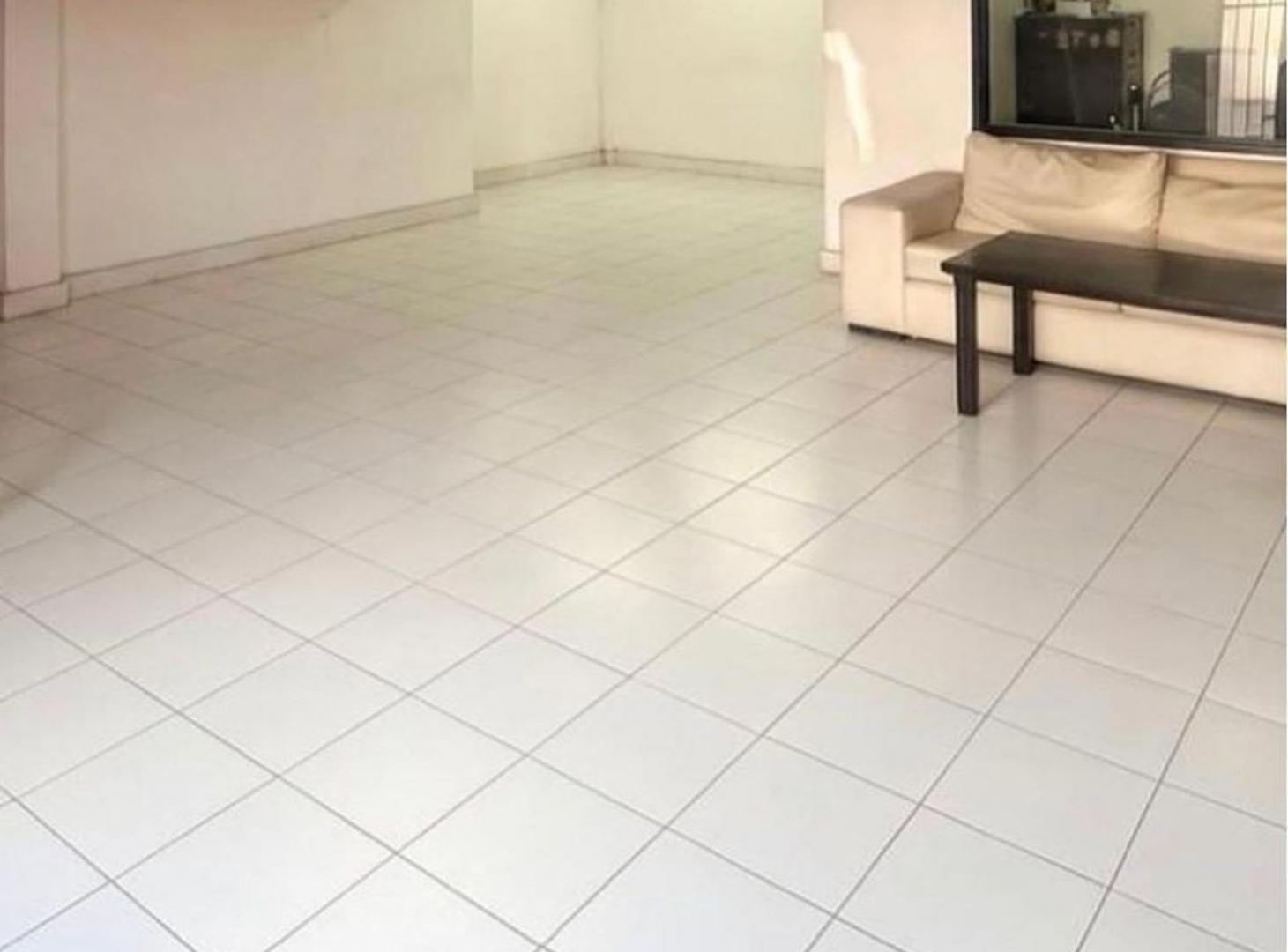 Foto de GALPON EN VENTA + CASA, OFICINAS Y LOCAL COMERCIAL, imagen 5