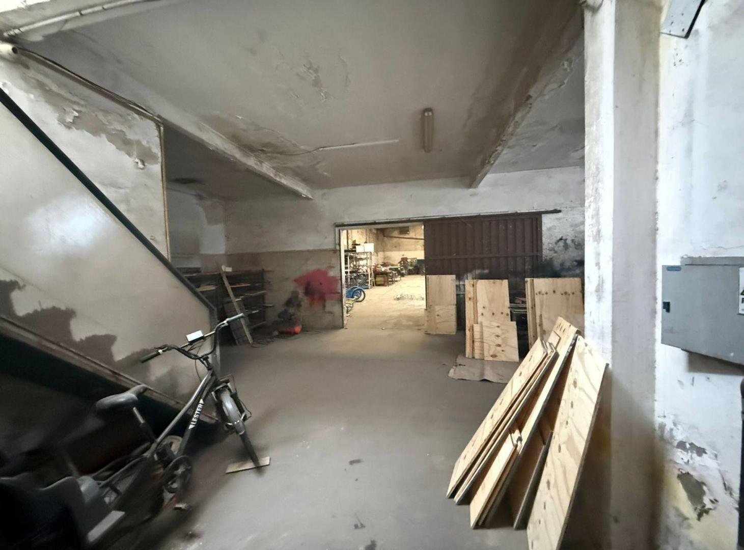 Foto de GALPON EN VENTA + CASA, OFICINAS Y LOCAL COMERCIAL, imagen 3