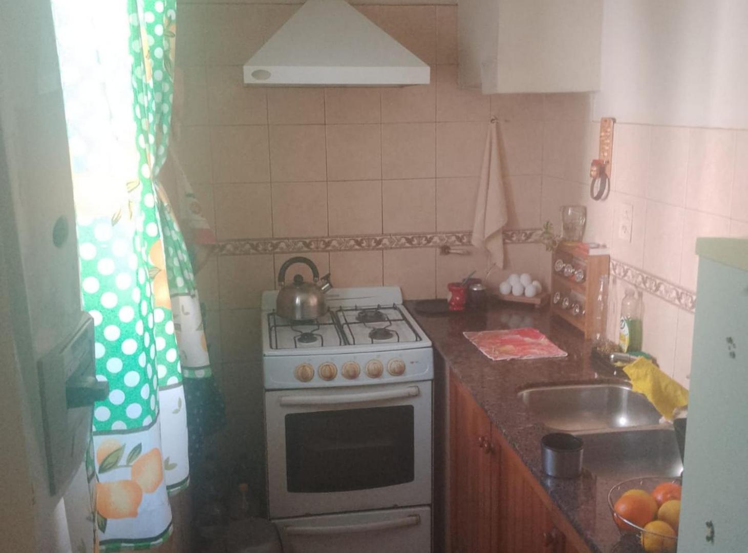 Foto de VENTA DE CASA DE 3 DORMITORIOS A RECICLAR BELGRANO, imagen 1