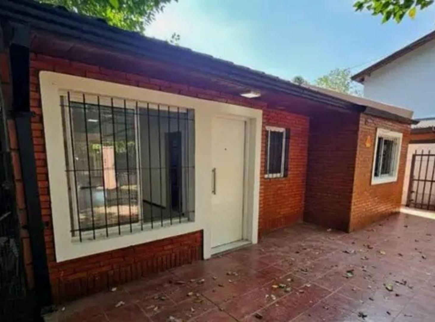 Foto de VENTA DE CASA DE DOS DORMITORIOS EN FUNES CENTRO, imagen 4