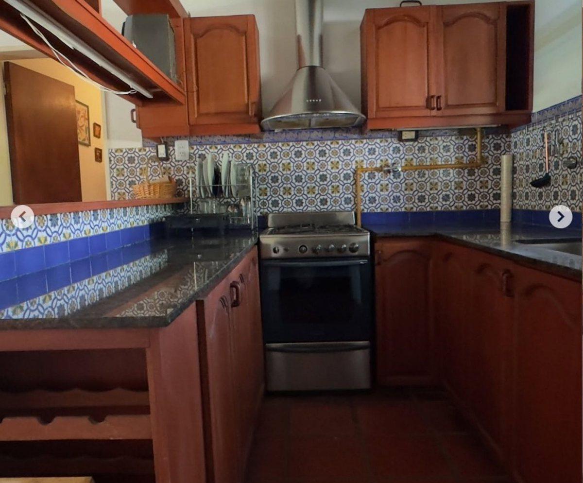 Foto de CASA EN VENTA FUNES 2 DORMITORIOS PILETA, imagen 3