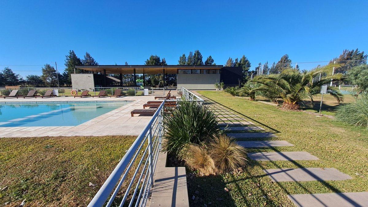 Foto de LOTE EN VENTA 330m² BARRIO CERRADO PINARES DEL SUR, imagen 4