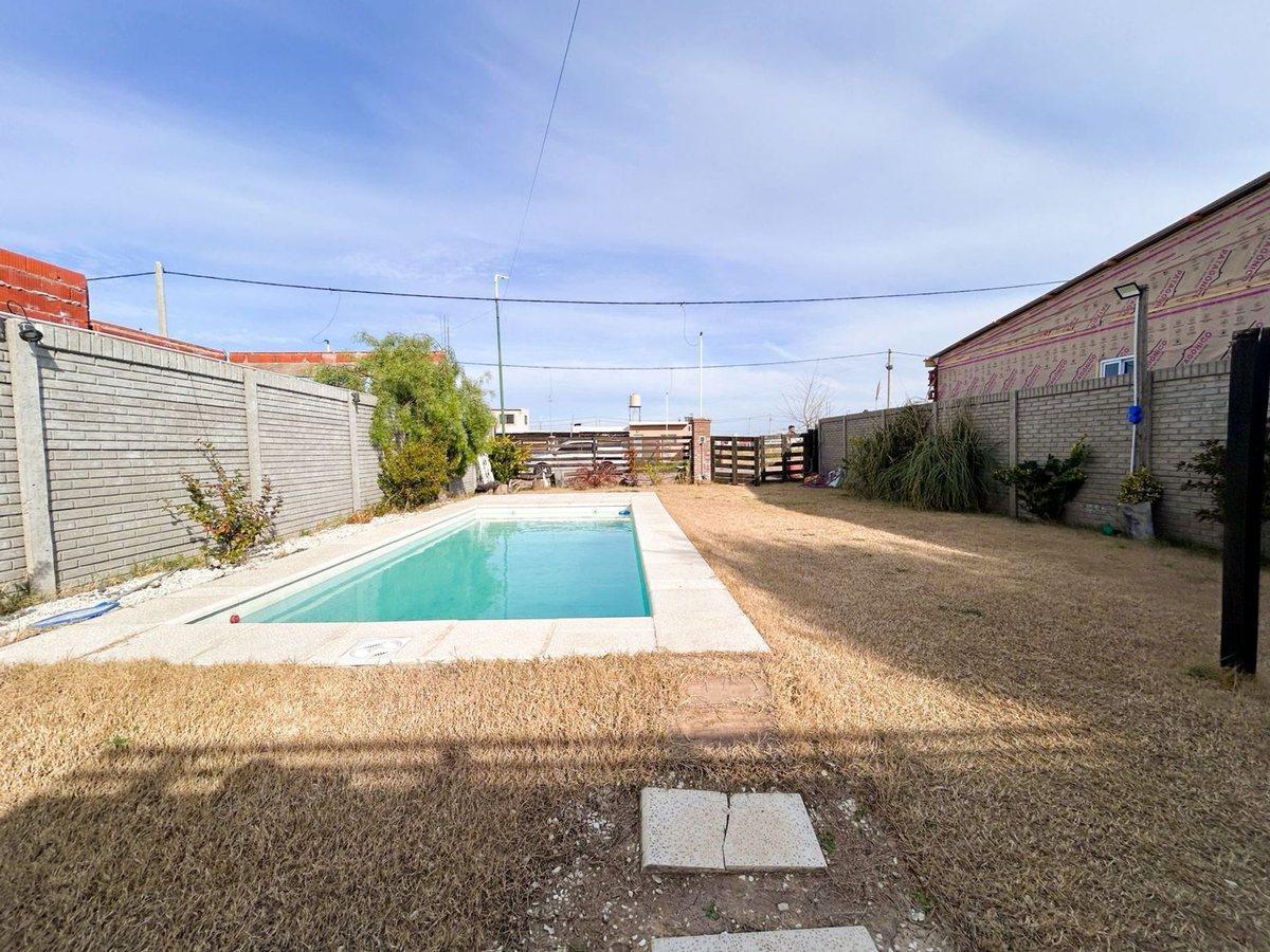 Foto de CASA 1 DORMITORIO, PILETA-VENTA - ALTOS DE PIÑERO, imagen 2
