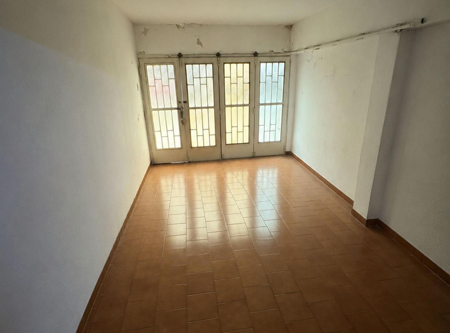 Foto de CASA EN VENTA 2 DORMITORIOS CON PATIO Y PILETA, imagen 2
