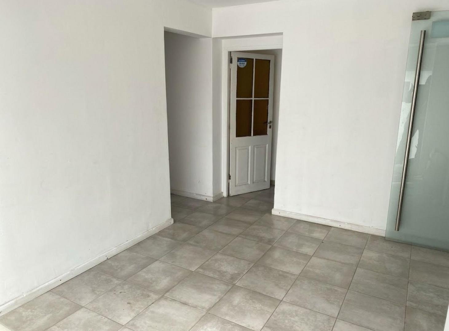 Foto de Venta de propiedad comercial.Funes. 4 ambientes, imagen 2