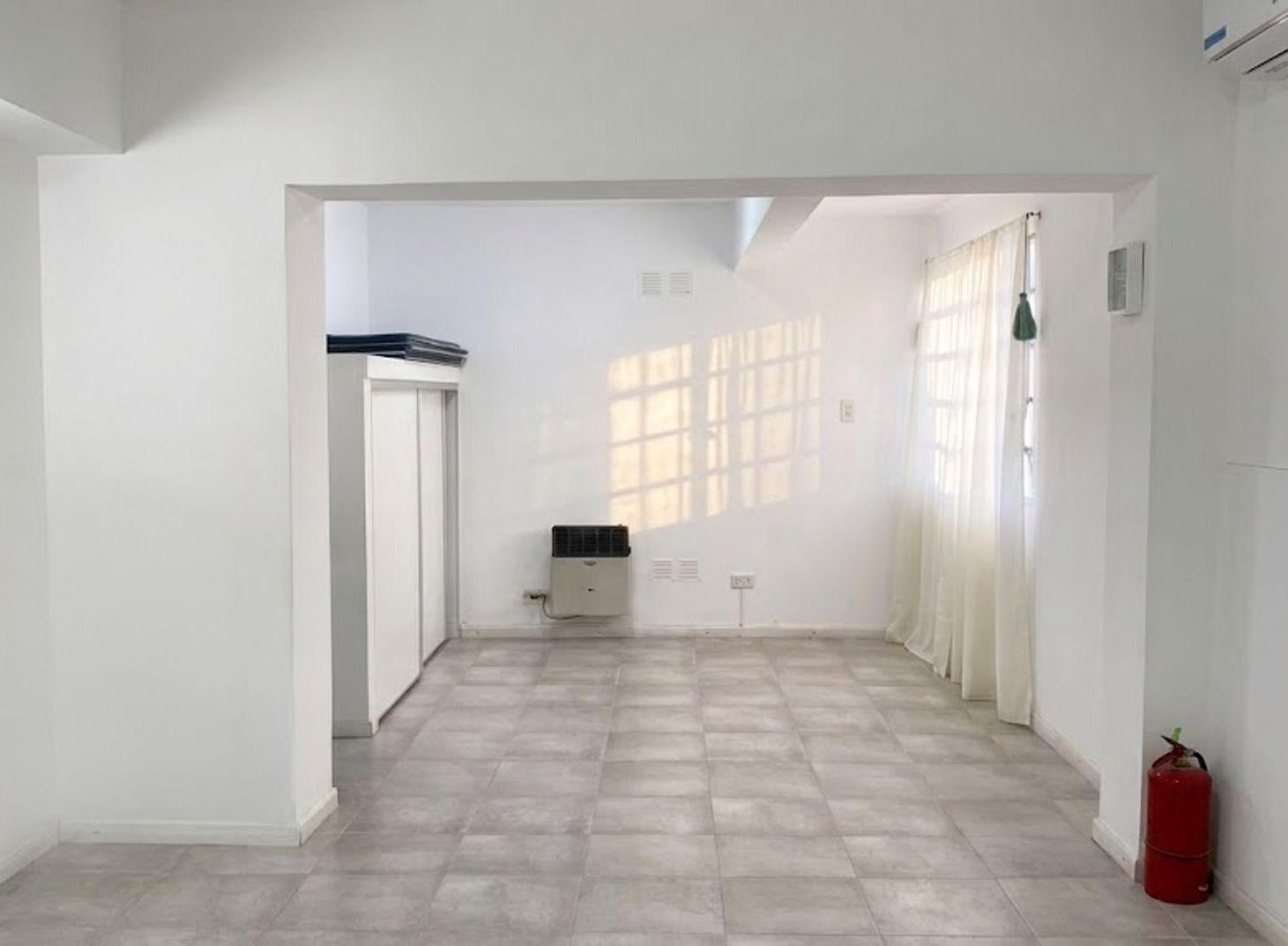 Foto de Venta de propiedad comercial.Funes. 4 ambientes, imagen 5