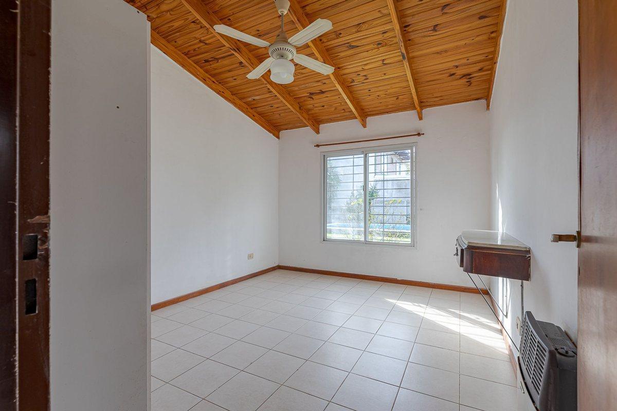 Foto de Casa 1 dormitorio en Roldan con pileta, imagen 1