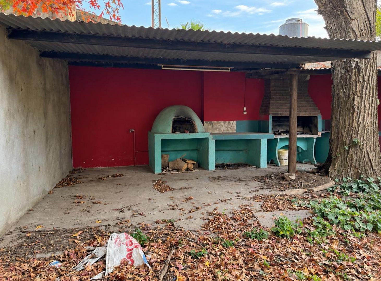 Foto de Casa esquina con pileta sobre terreno de 1.346 mt2, imagen 5