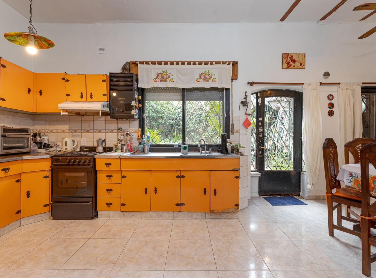 Foto de CASA EN VENTA 4 DORMITORIOS CON PATIO + TERRAZA, imagen 1