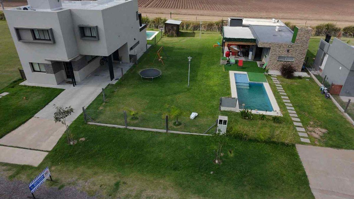 Foto de CASA EN VENTA 2 DORMITORIOS-BRISANOVA - P. ESTHER, imagen 1