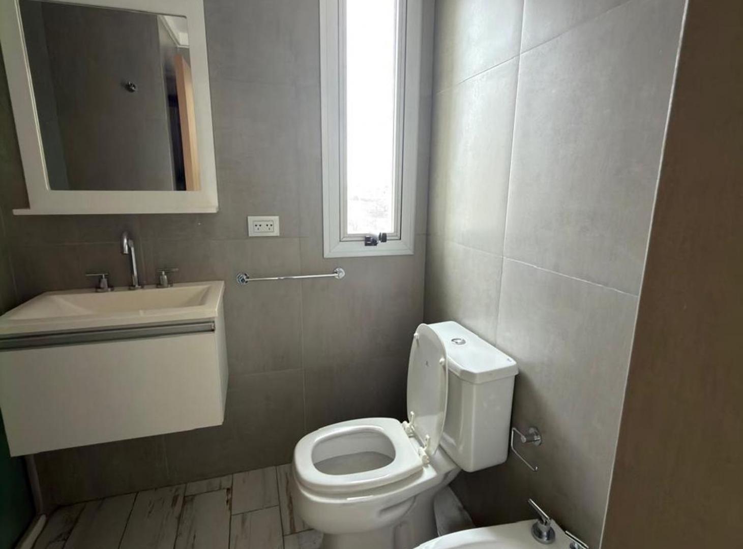 Foto de VENTA MONOAMBIENTE- SAN LORENZO, imagen 3