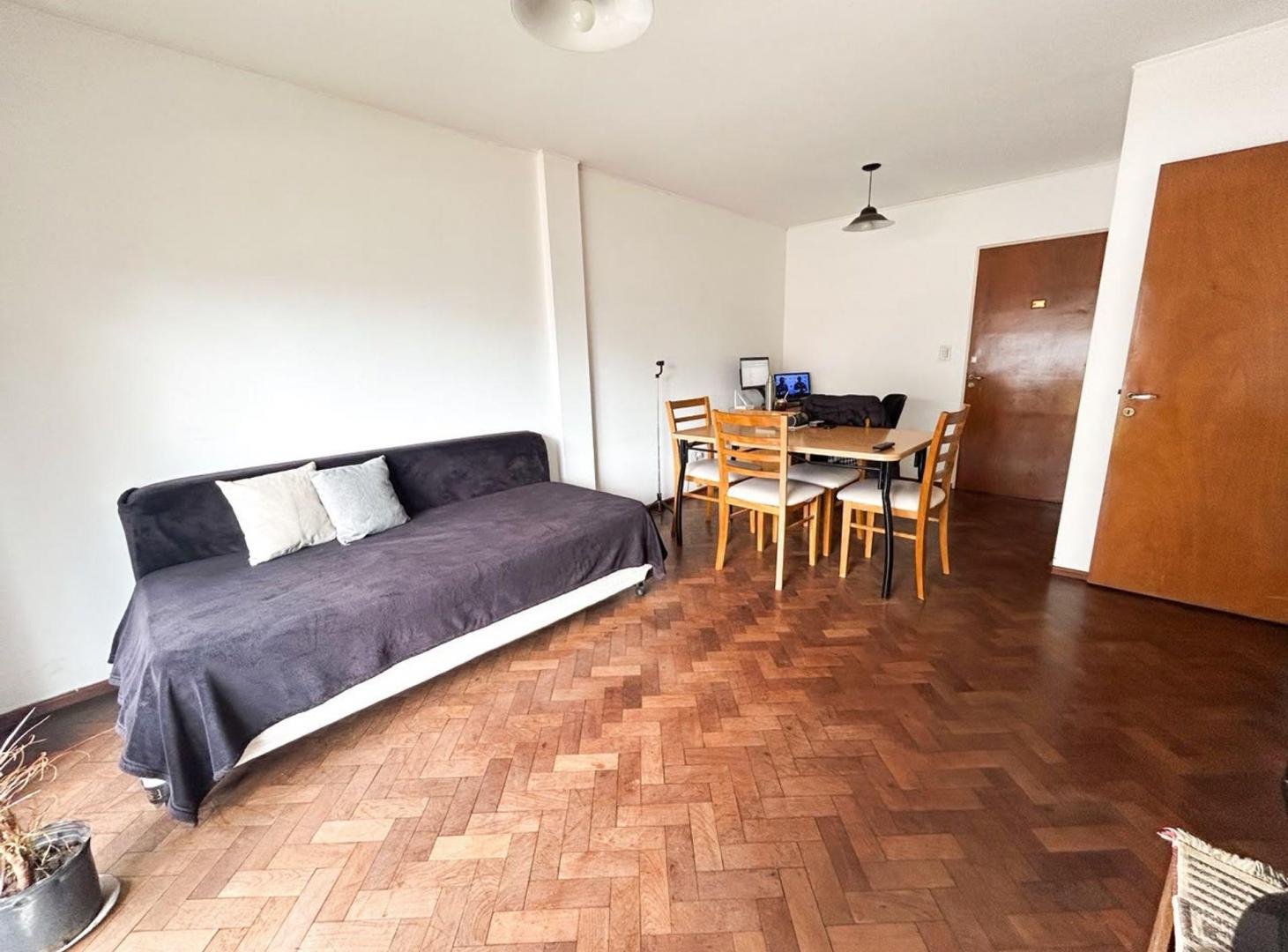 Foto de VENTA 3 DORMITORIOS CON DOBLE BALCON AL FRENTE, imagen 2
