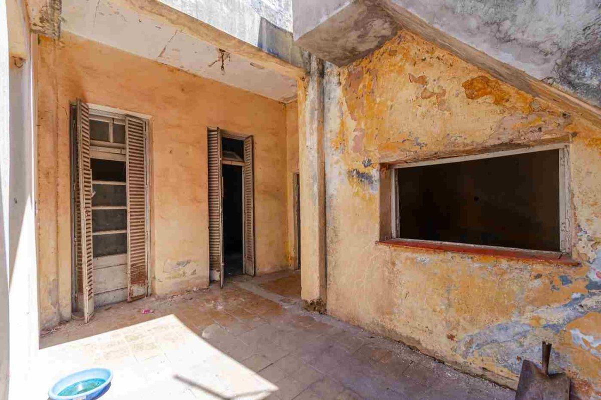 Foto de VENTA DE PROPIEDAD COMERCIAL A REFACCIONAR., imagen 5
