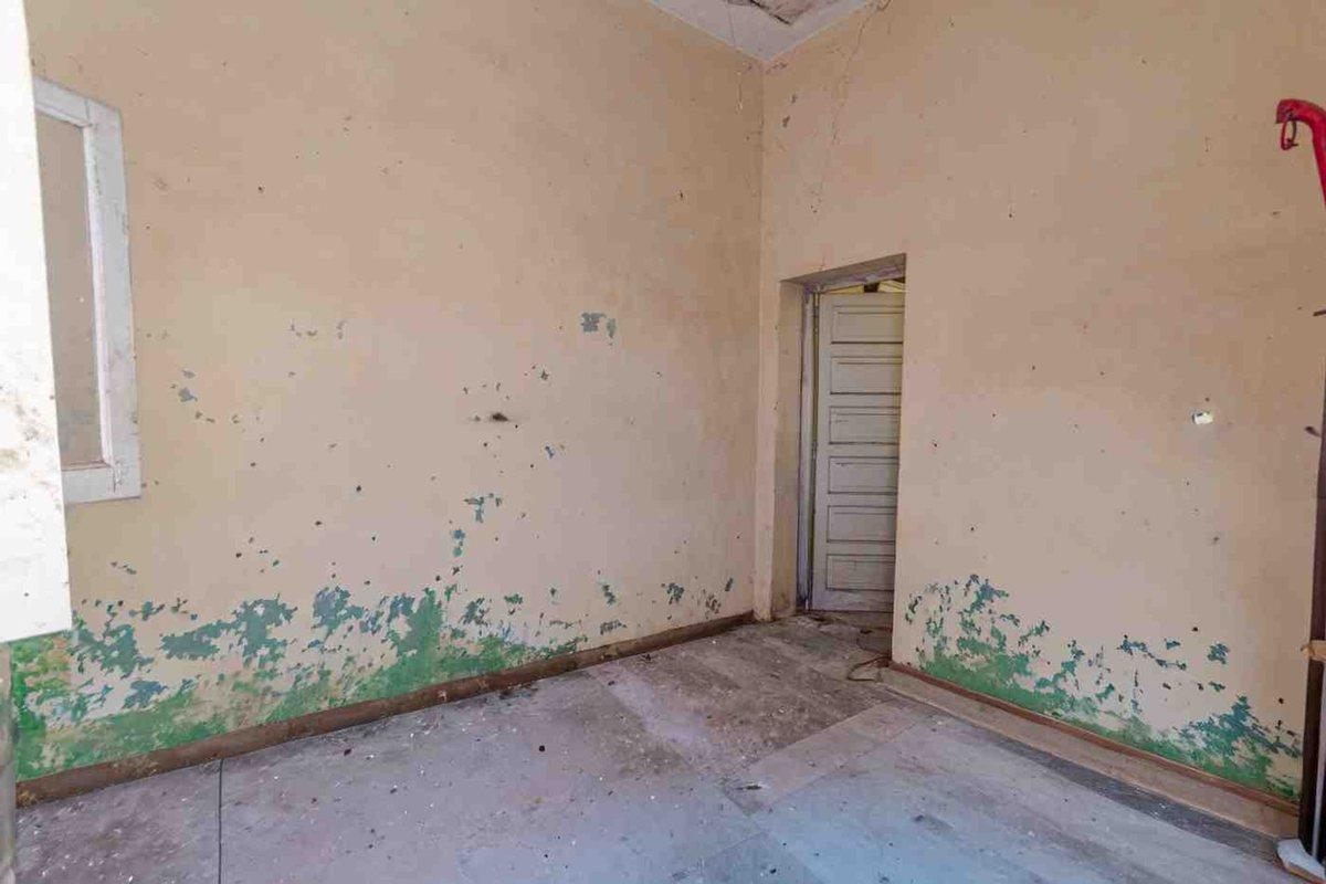 Foto de VENTA DE PROPIEDAD COMERCIAL A REFACCIONAR., imagen 4