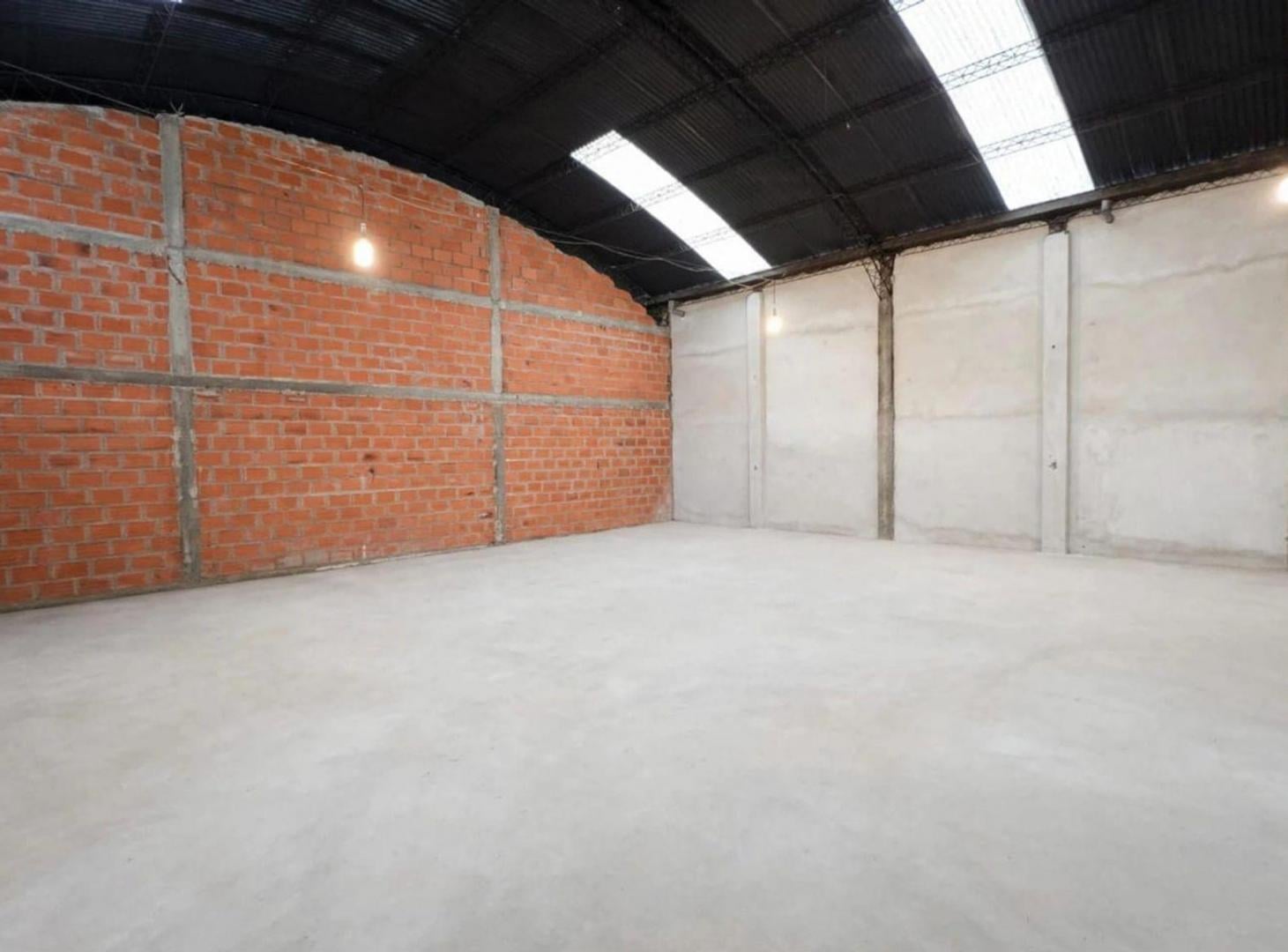Foto de VENTA DE GALPON EN BARRIO PARQUE FIELD, imagen 3