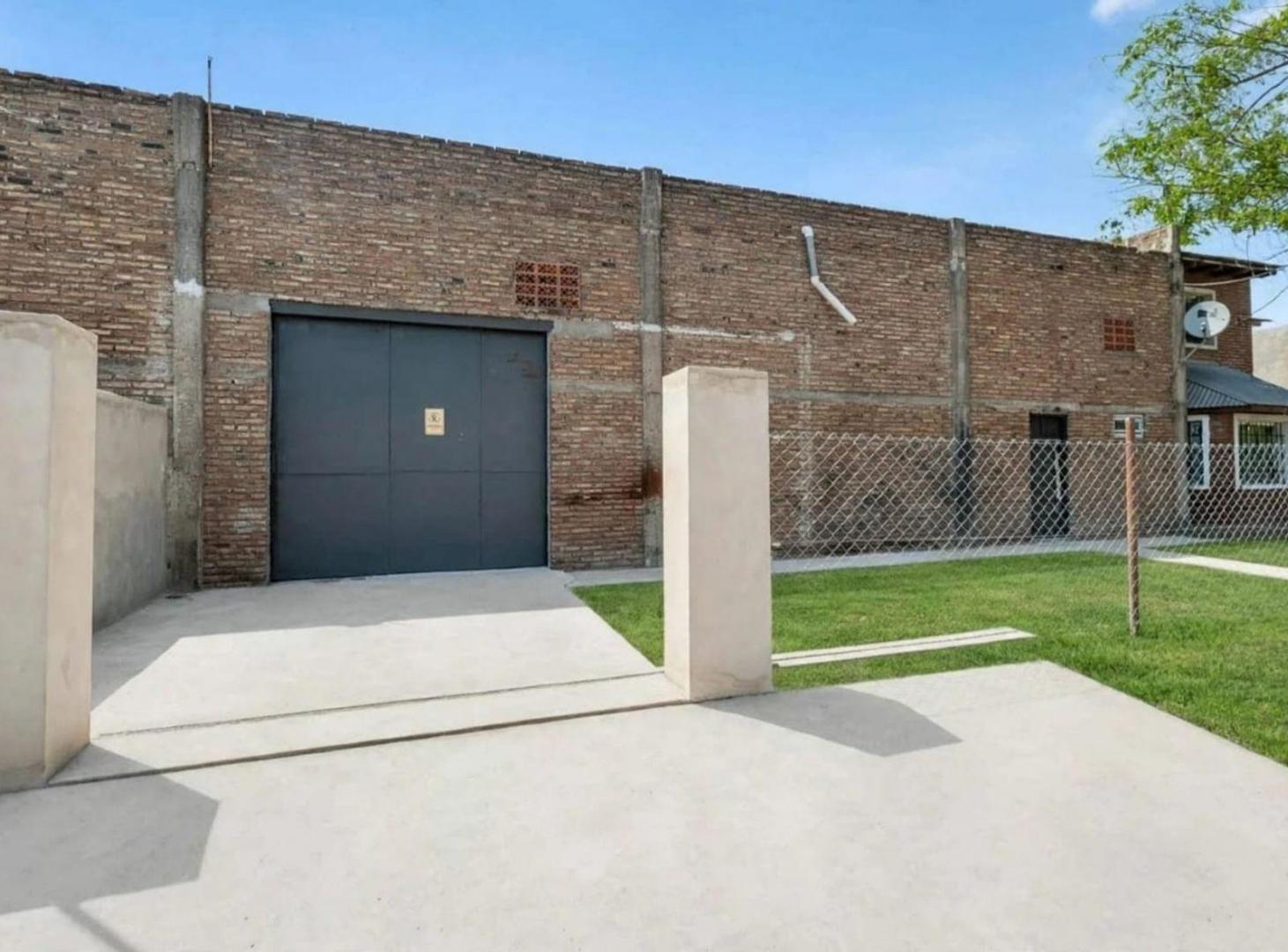 Foto de VENTA DE GALPON EN BARRIO PARQUE FIELD, imagen 2